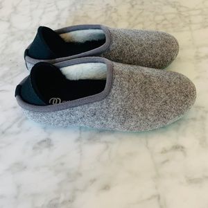 COPY - Mahabis slippers